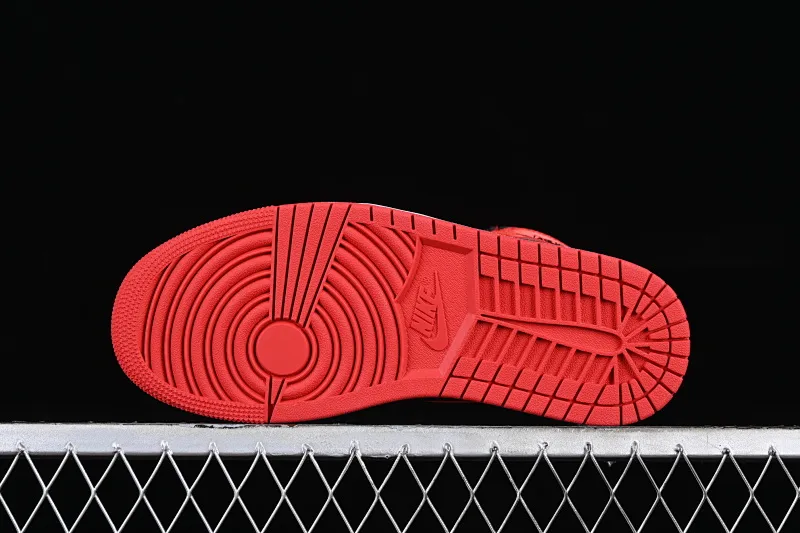 All Categories Air Jordan Jordan Series Basketball Shoes Air Jordan 1 High Air Jordan 1 High OG "Satin Bred" AJ1 Joe 1 Silk Forbidden Wear FD4810-061